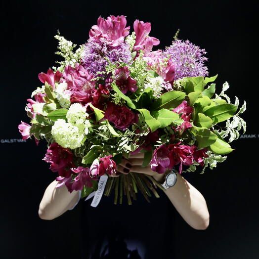 Ramo de flores de verano