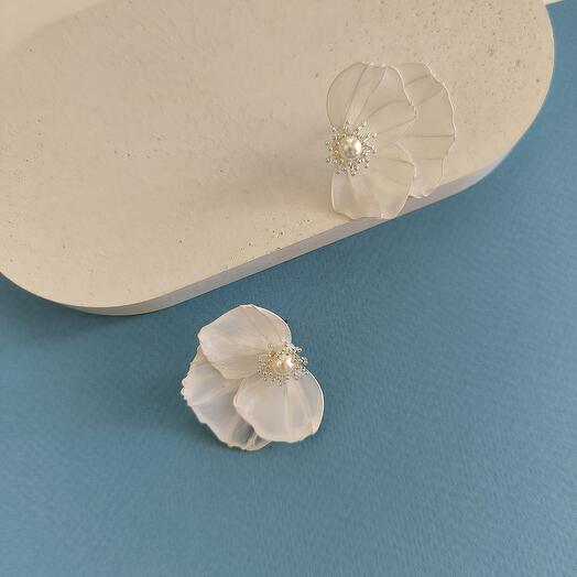 Серьги "Sara" из витрали ручной работы, свадебные серьги, акцентные серьги