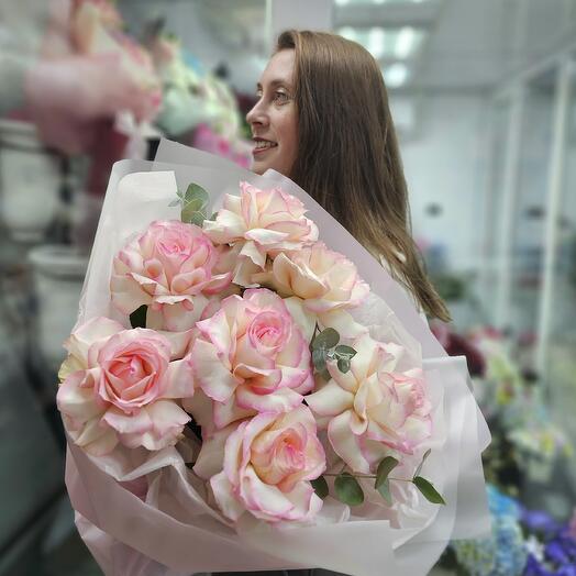 Французские ажурные розы