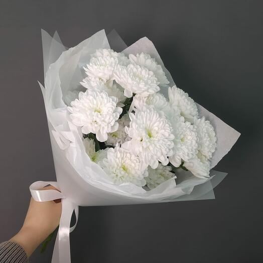 Мини букет из хризантем
