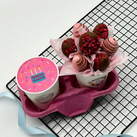 Бенто торт в стаканчике "Тортик" и Клубника в шоколаде на день рождения