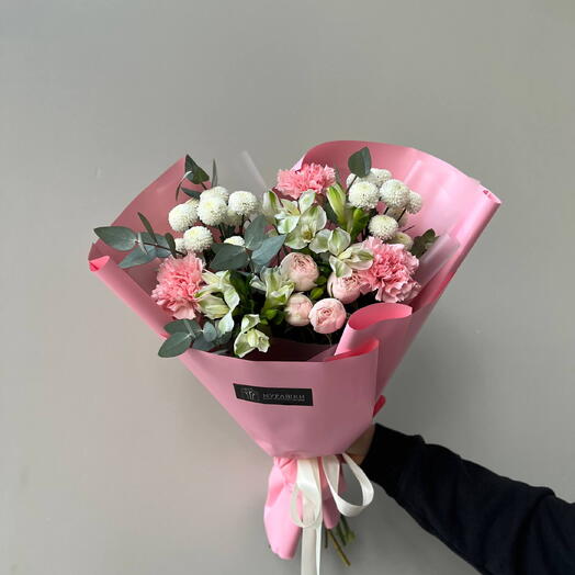 Bouquet in delicate shades