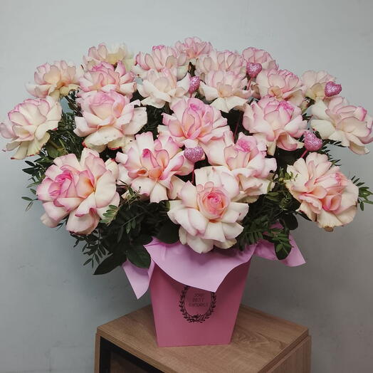 Цветы в коробке