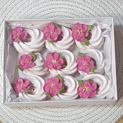 Зефир ручной ручной "Завитки с цветами"