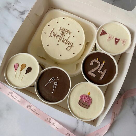 Комбо набор бенто+5cake to go на день рождения