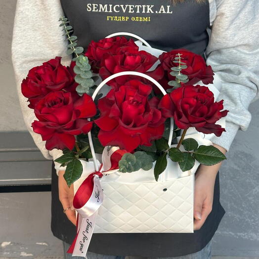 Композиция 189 «Алое прикосновение» ️🤍