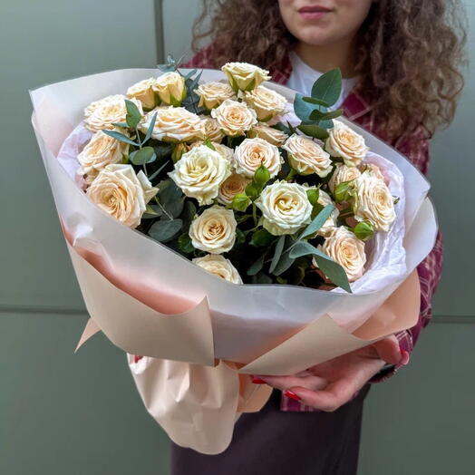 Букет из нежной кустовой розы L + сладкий подарок 🎁