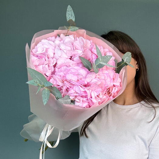 Моно-букет из розовой гортензии