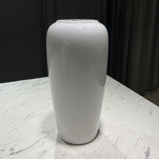 Керамическая ваза для цветов « Белоснежная»