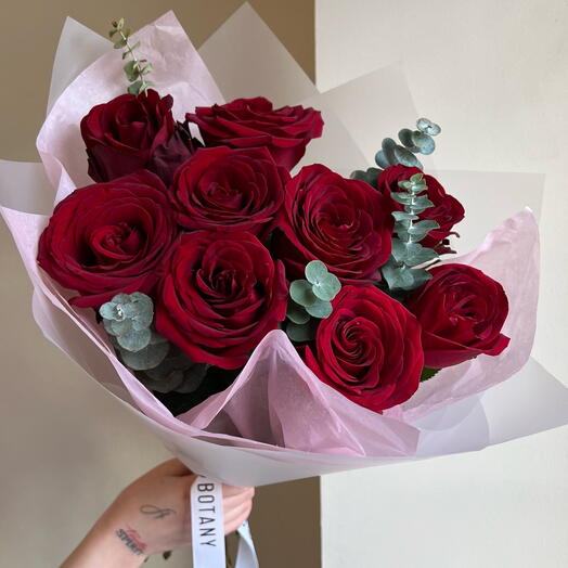 Букет красных роз, 9 шт
