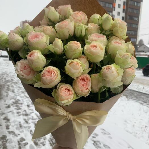 «Сама нежность» 7 кустовых роз