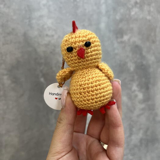 Мини-игрушка Цыпленок вязанный