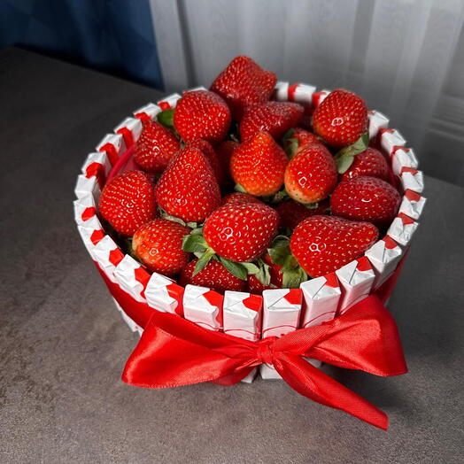 Fresh Strawberry Chocolate Box | Sweet Berry Gift Arrangement