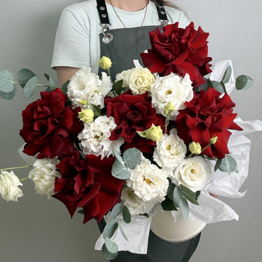 Шик коробка с французской розой ,эустома ,эвкалипт 🥰