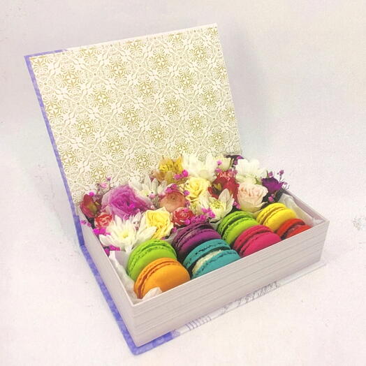 Коробка книга с цветами микс и макаронс