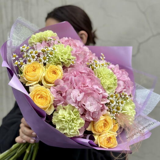 Букет SO CUETY 💞ГОРТЕНЗИЙ , ПИОНОВИДНОЙ КУСТОВОЙ РОЩЫ, РОМАШЕК И ДИАНТУСОВ