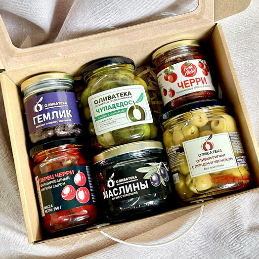 «Средиземноморская палитра вкусов» гастрономический подарок с оливками и антипасти