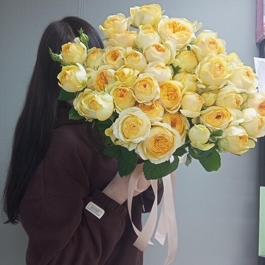Кустовые розы💛