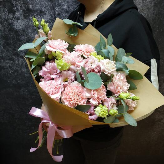 Pink eustoma with lace dianthus Pink queen