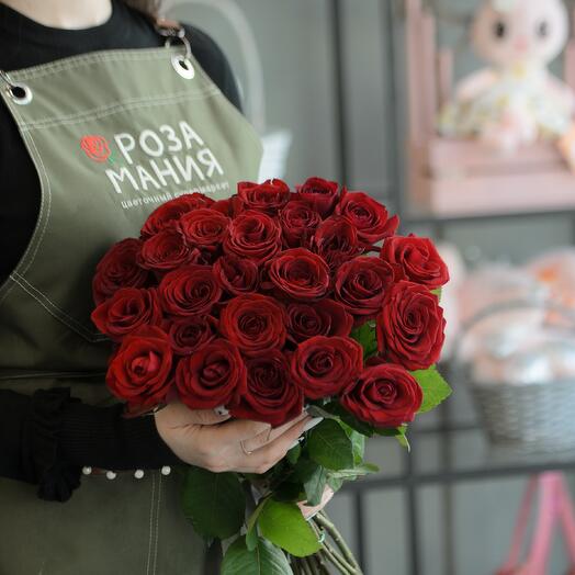 25 Rosas red Naomi 60cm