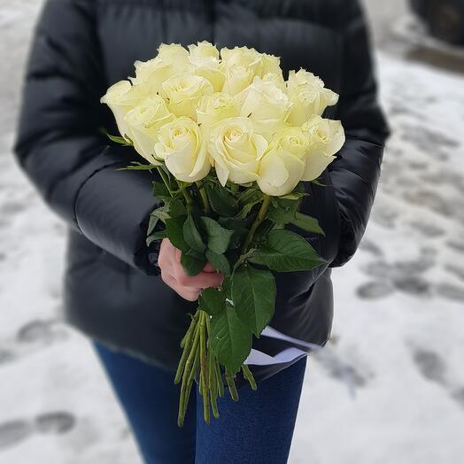 Букет из 21 Белой розы