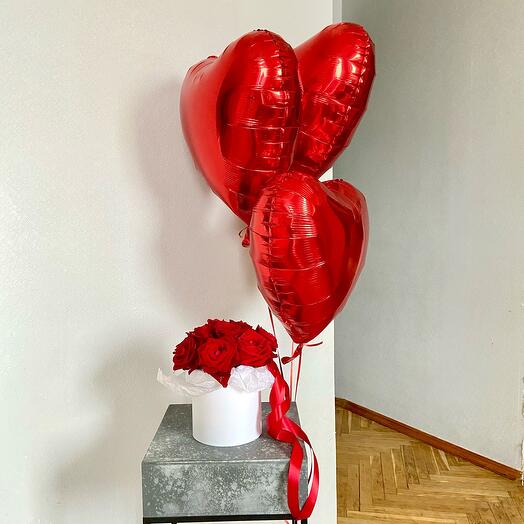 Valentine's box with red roses and balloons for your beloved