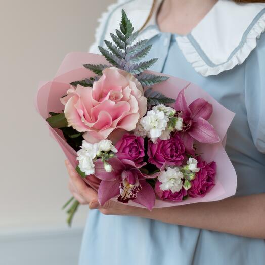 A combined bouquet with a French rose and orchids of a "Wonderful mood"