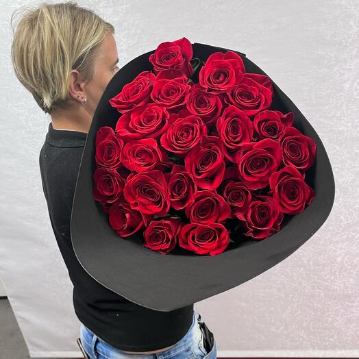 Розы 25 штук 70 см