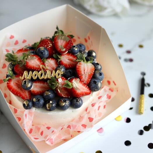 Bento cake "Berry"