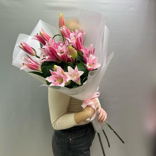 Лилии Жемчужно-розовые