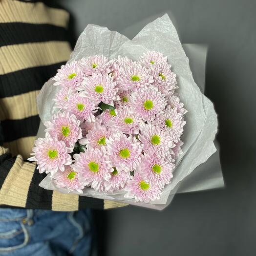 Bouquet of 5 delicate bush chrysanthemums