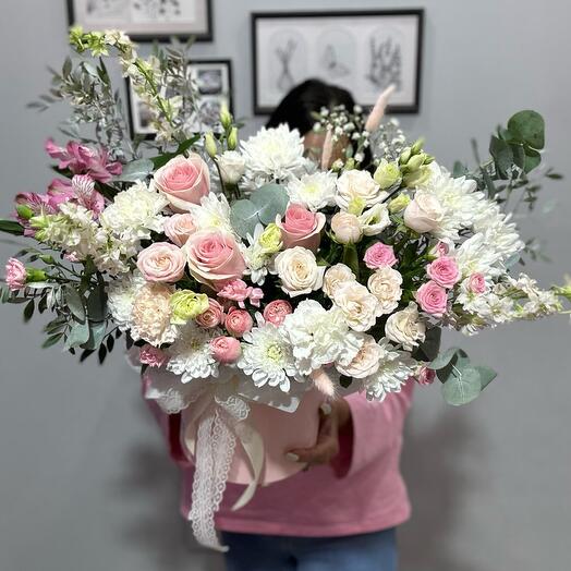 Caja de flores inusualmente delicada