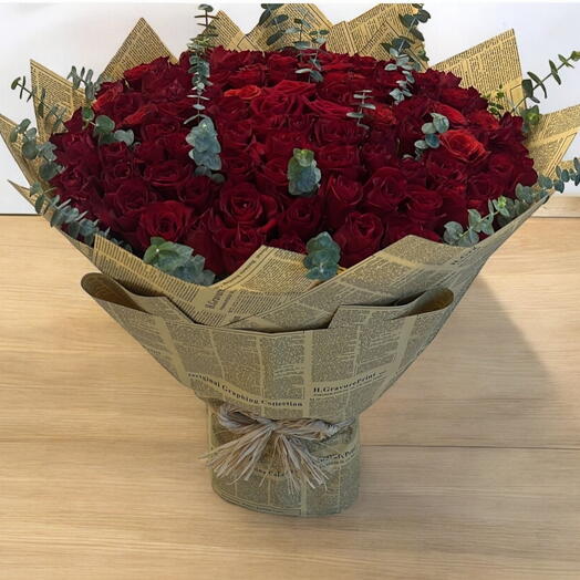 100 Red Roses