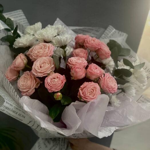 Bush roses and chrysanthemums with eucalyptus