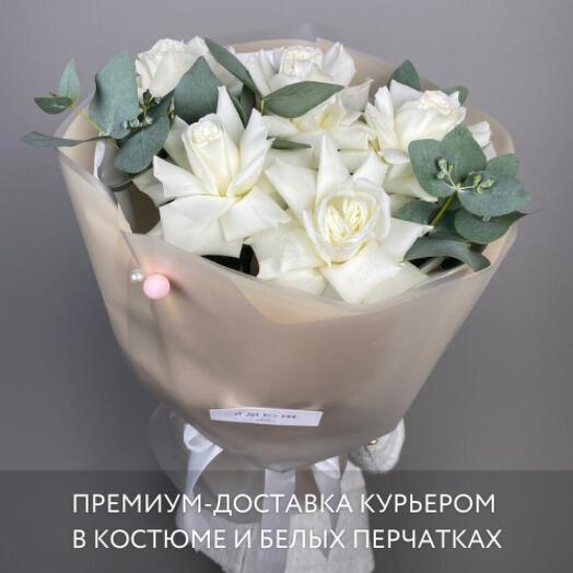 Snow-white Ecuadorian roses with eucalyptus