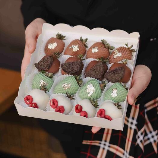 Клубника в шоколаде - набор 16 шт Орео