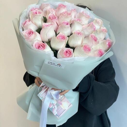 Букет из 25 роз моно