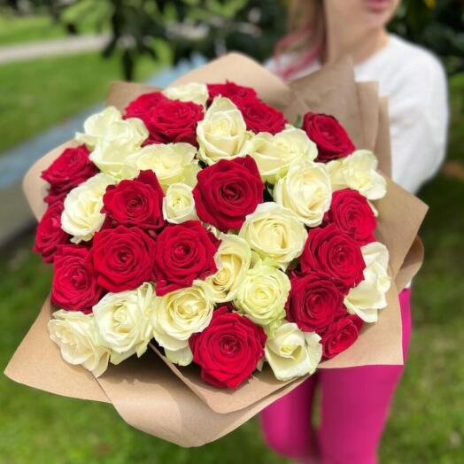 Мир Света 35 роз