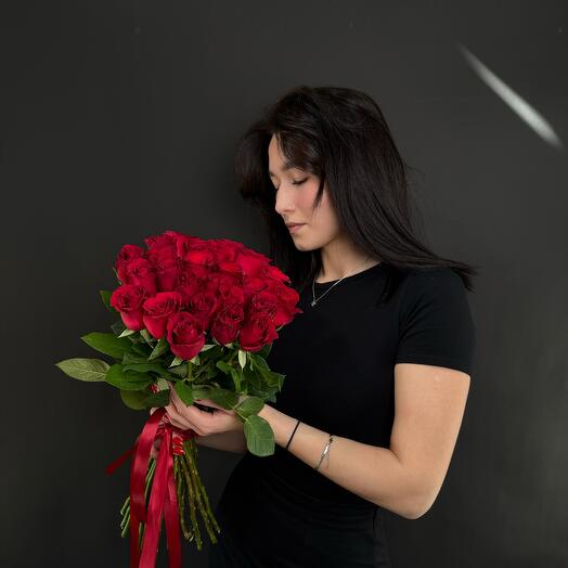 🌹 25 красных роз (-24%) 🌹