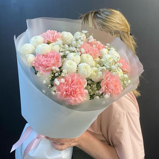 Букет нежных диантусов с хризантемой 💕