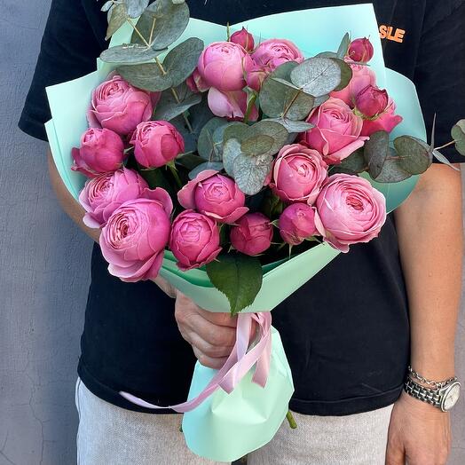 5 ПРЕМИУМ 🔝 кустовых пионовидных роз сорта Сильва Пинк (Silva Pink) с эвкалиптом