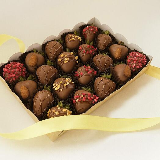 Клубника в шоколаде "Идеальный"