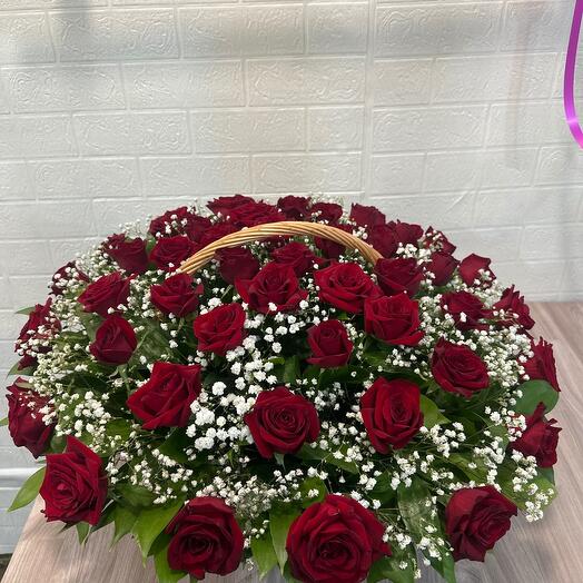Корзина с цветами