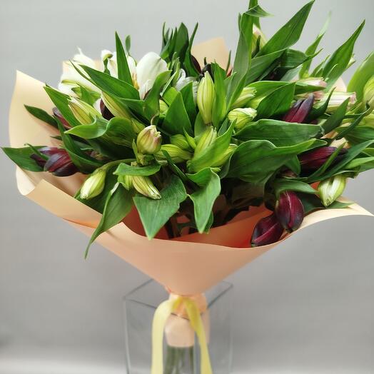 Bouquet of 9 alstroemeria
