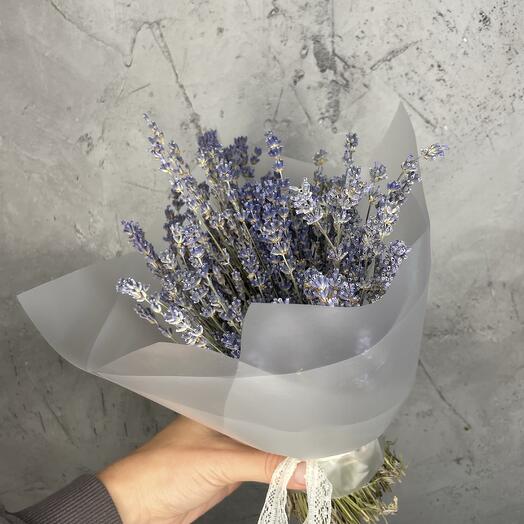 Букет лаванды в матовой пленка
