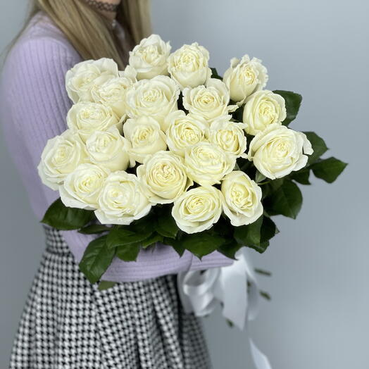 Букет из 21 белой премиальной розы 60см (3)