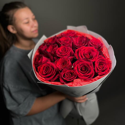 15 роз эквадор «Красная»