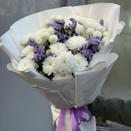 Дуо букет крупный  «для нее» со стойкими кустовыми хризантемами и статицей