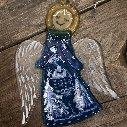 Ангел с росписью