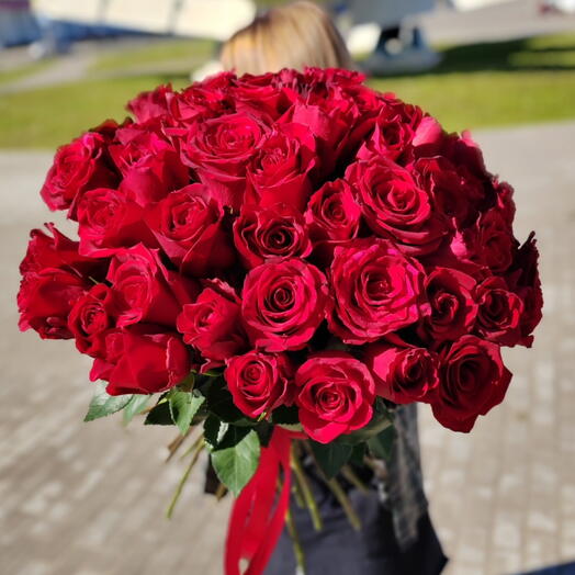 51 red roses